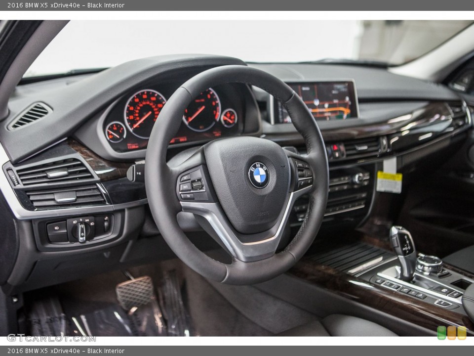 Black Interior Dashboard for the 2016 BMW X5 xDrive40e #110315387