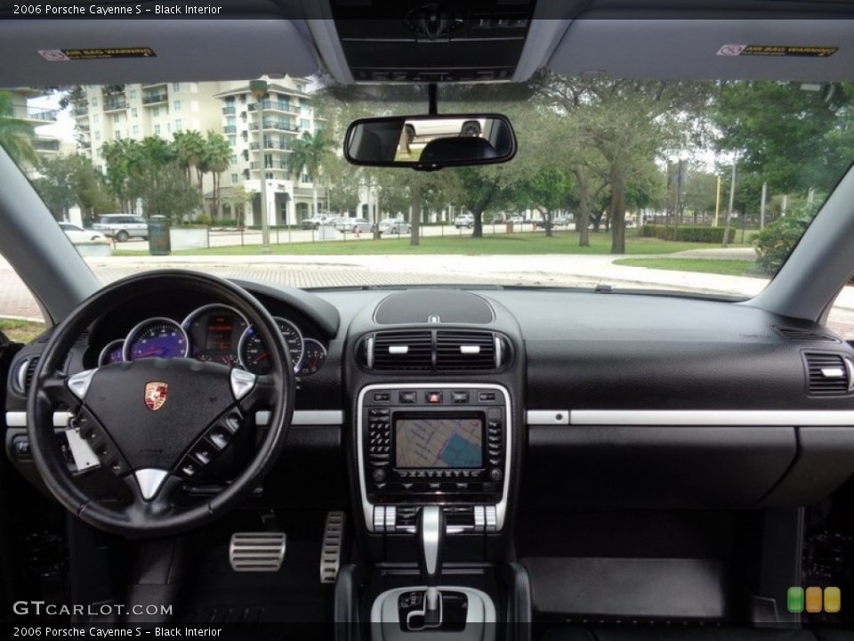 Black Interior Dashboard for the 2006 Porsche Cayenne S #110482331