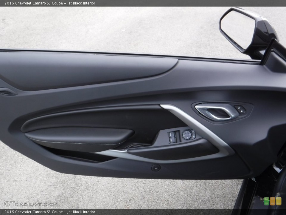 Jet Black Interior Door Panel for the 2016 Chevrolet Camaro SS Coupe #110543084