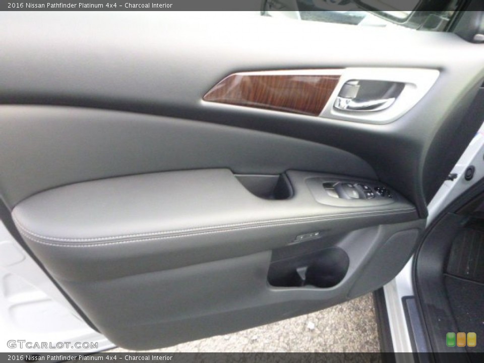 Charcoal Interior Door Panel for the 2016 Nissan Pathfinder Platinum 4x4 #110555092