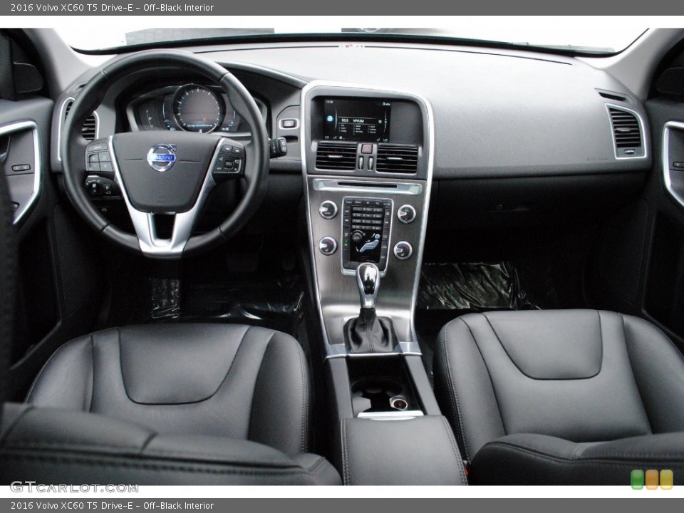 Off-Black Interior Photo for the 2016 Volvo XC60 T5 Drive-E #110611204