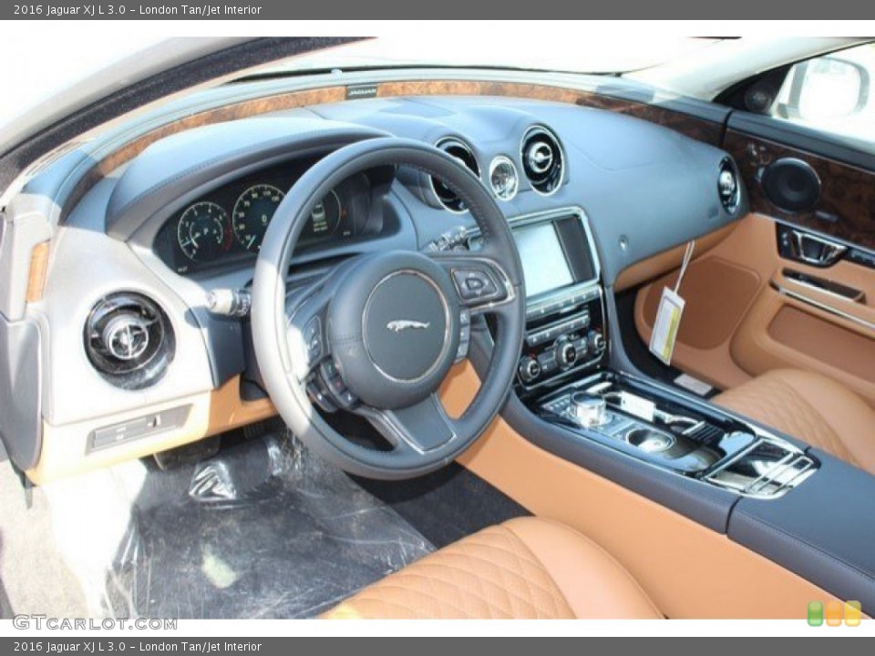 London Tan/Jet Interior Prime Interior for the 2016 Jaguar XJ L 3.0 #110800513