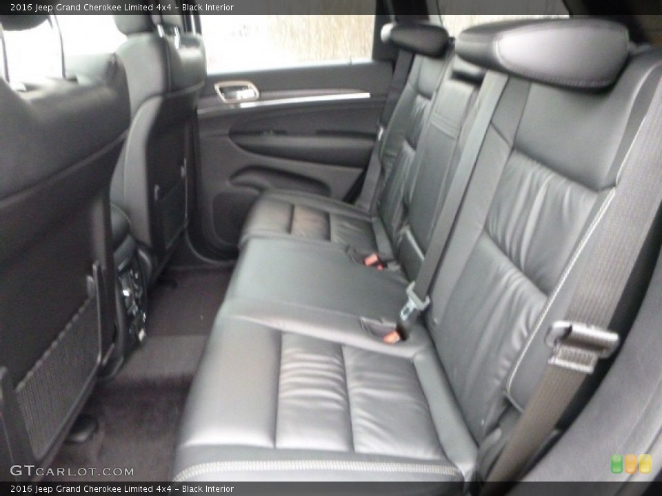 Black Interior Rear Seat for the 2016 Jeep Grand Cherokee Limited 4x4 #110838783