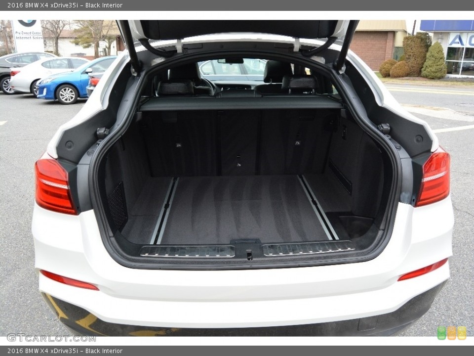 Black Interior Trunk for the 2016 BMW X4 xDrive35i #110937390