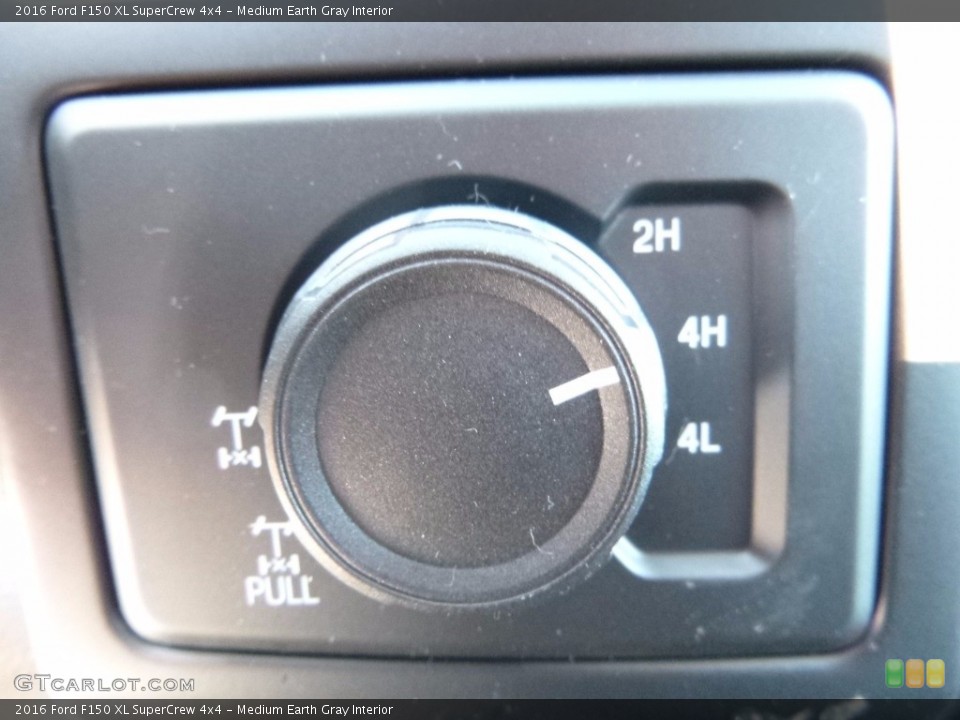 Medium Earth Gray Interior Controls for the 2016 Ford F150 XL SuperCrew 4x4 #110954518