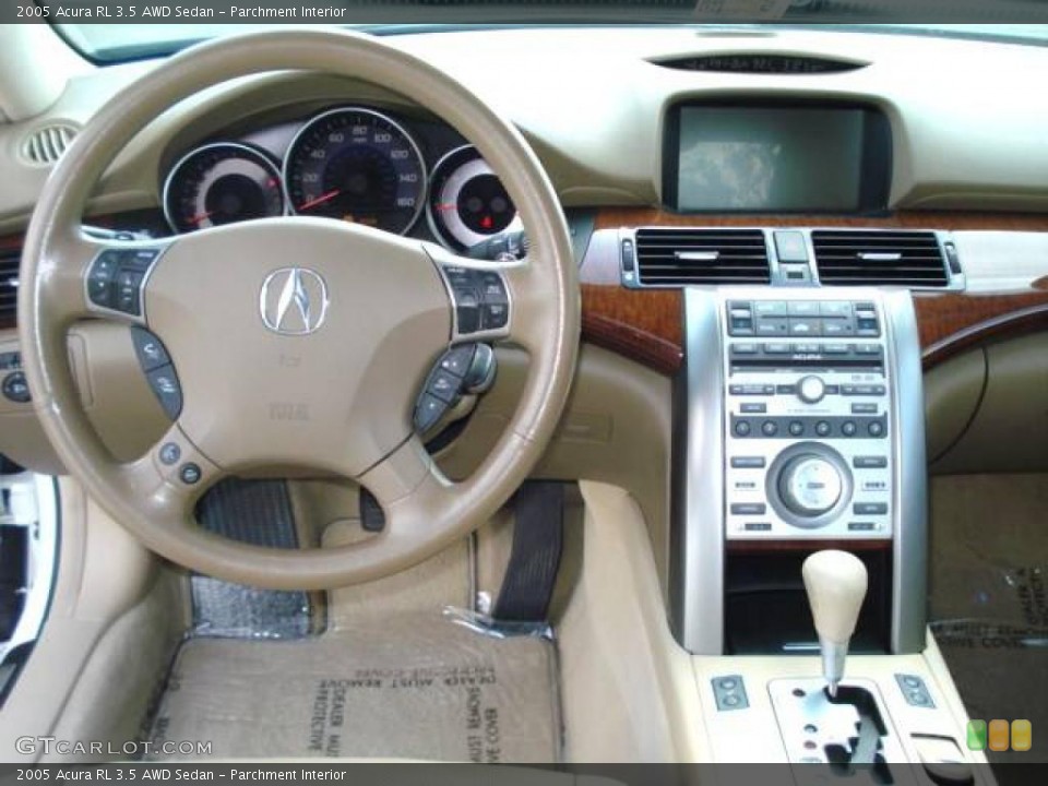 Parchment Interior Dashboard for the 2005 Acura RL 3.5 AWD Sedan #11111094