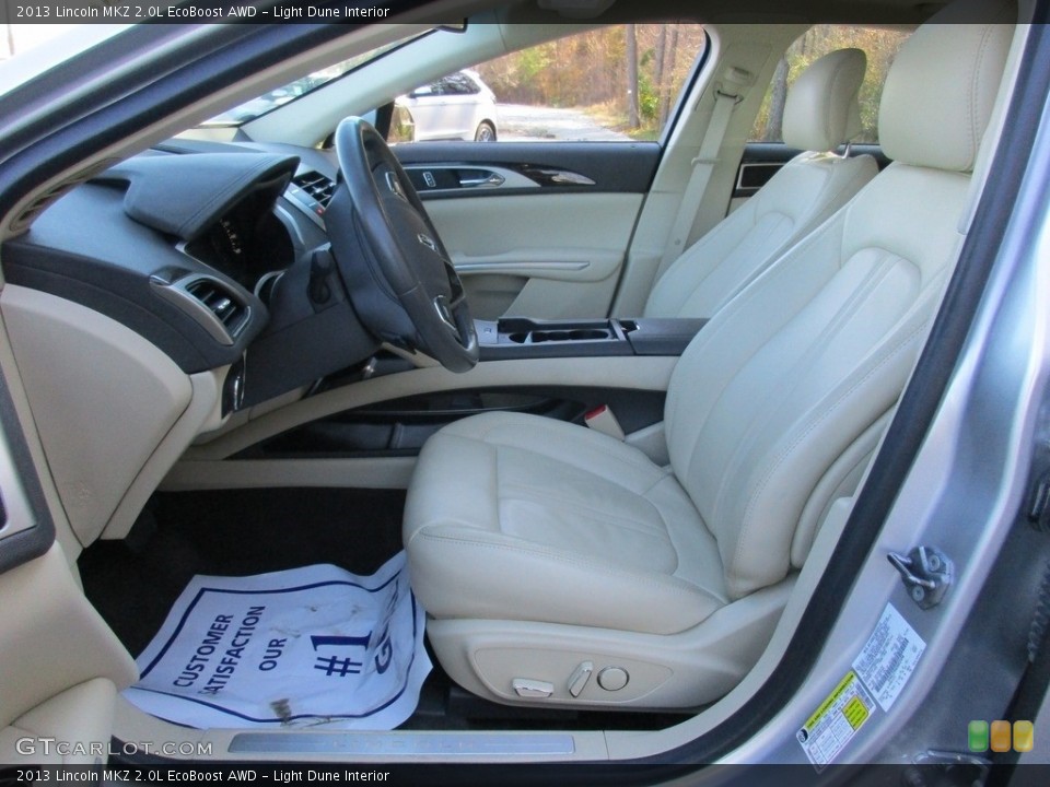 Light Dune Interior Photo for the 2013 Lincoln MKZ 2.0L EcoBoost AWD #111137915