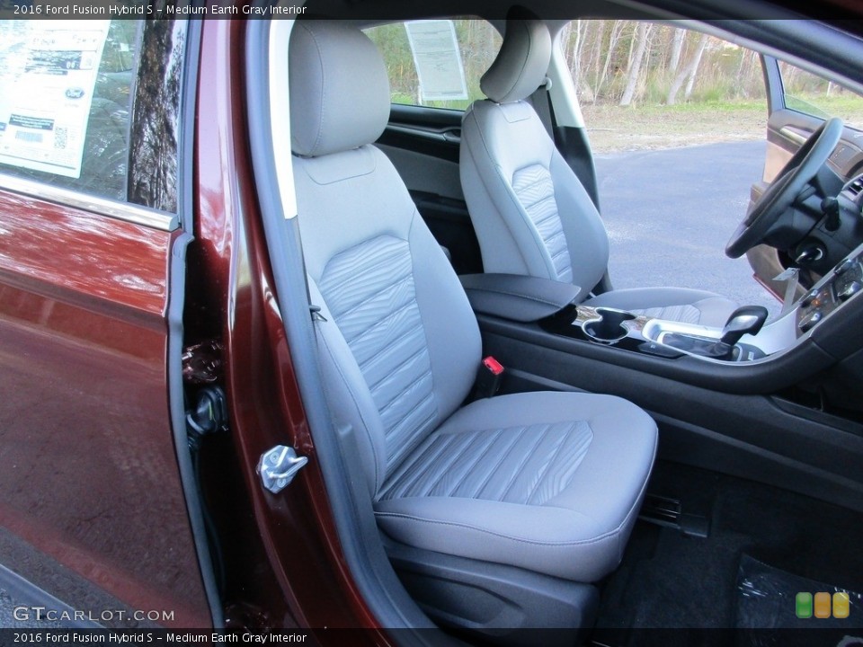 Medium Earth Gray Interior Front Seat for the 2016 Ford Fusion Hybrid S #111143084