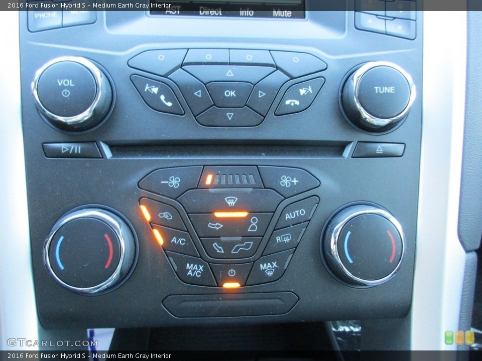 Medium Earth Gray Interior Controls for the 2016 Ford Fusion Hybrid S #111143273