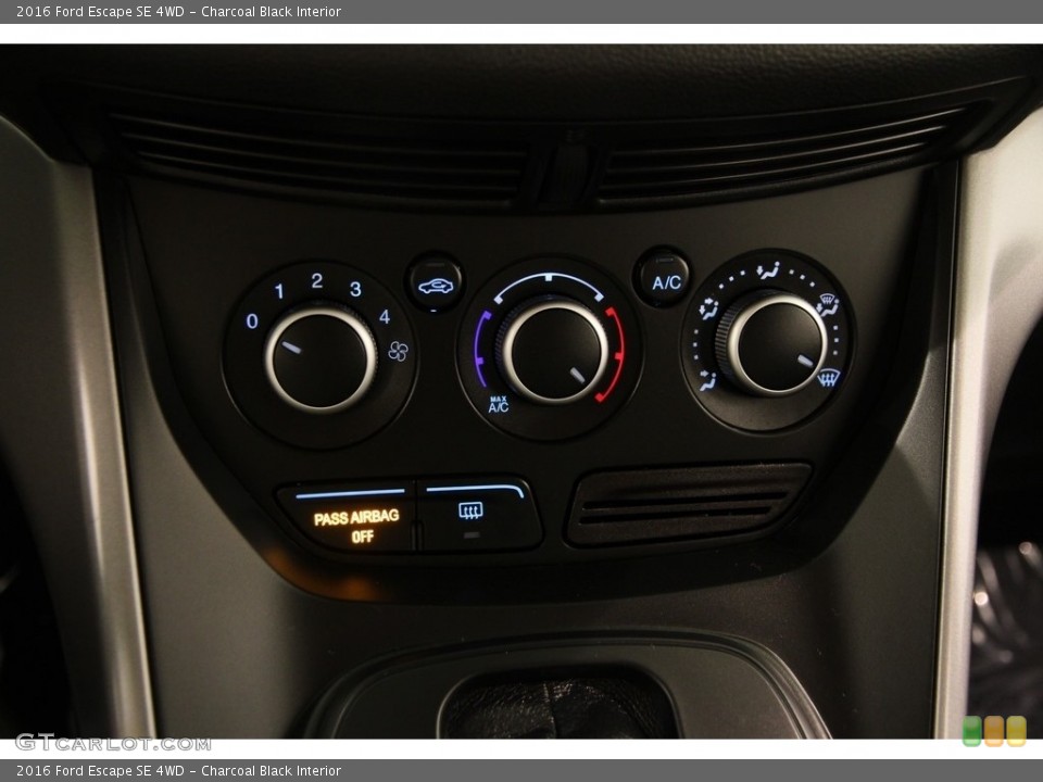 Charcoal Black Interior Controls for the 2016 Ford Escape SE 4WD #111150506