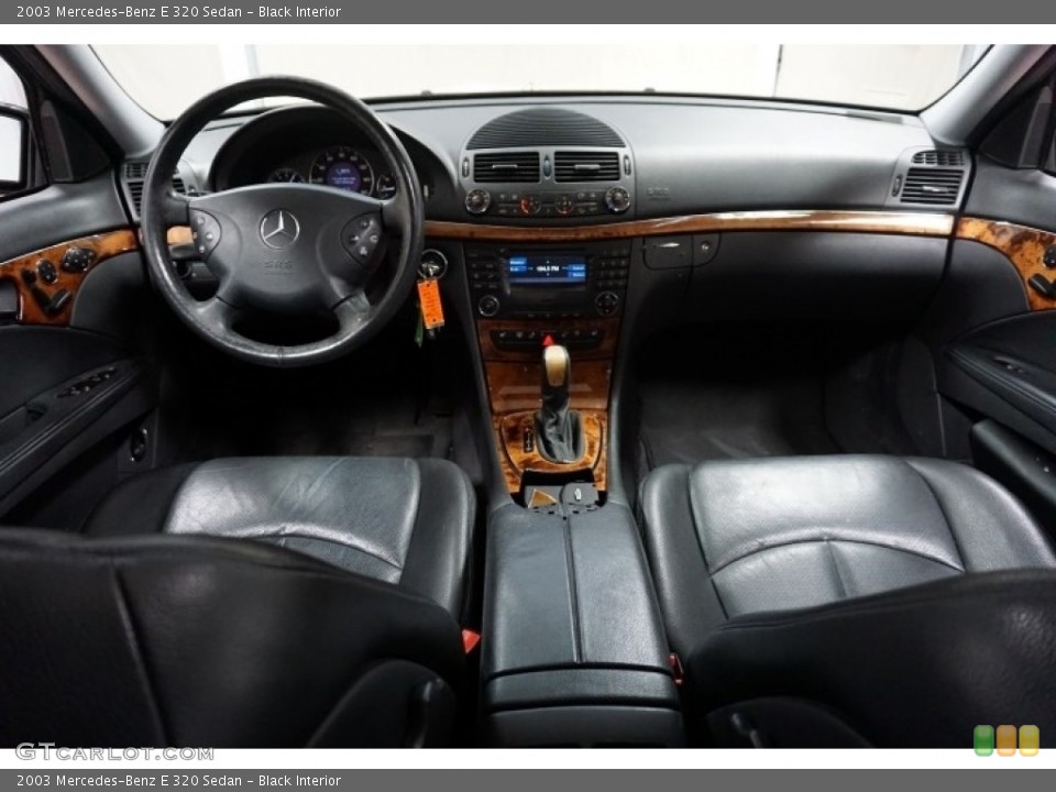 Black Interior Photo for the 2003 Mercedes-Benz E 320 Sedan #111173515