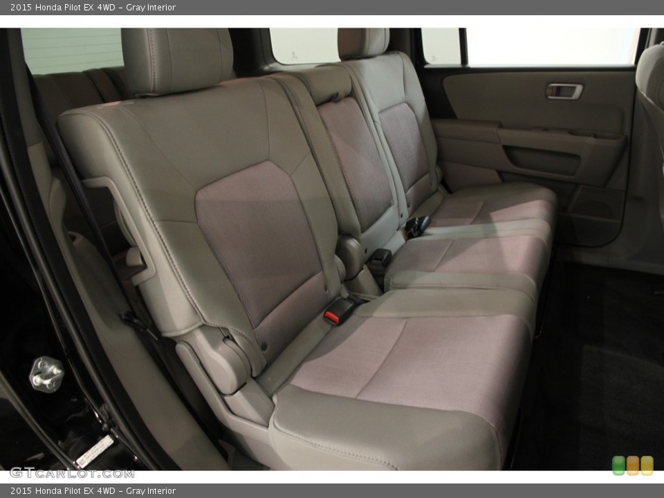 Gray Interior Rear Seat for the 2015 Honda Pilot EX 4WD #111178802