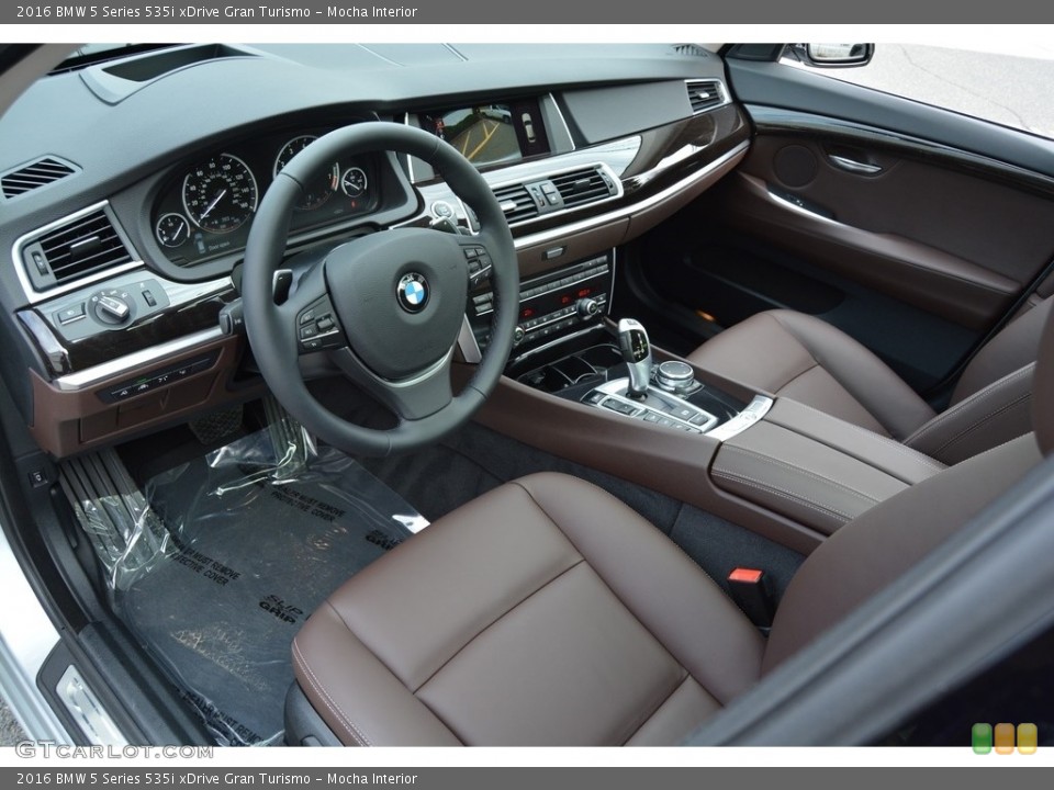 Mocha 2016 BMW 5 Series Interiors