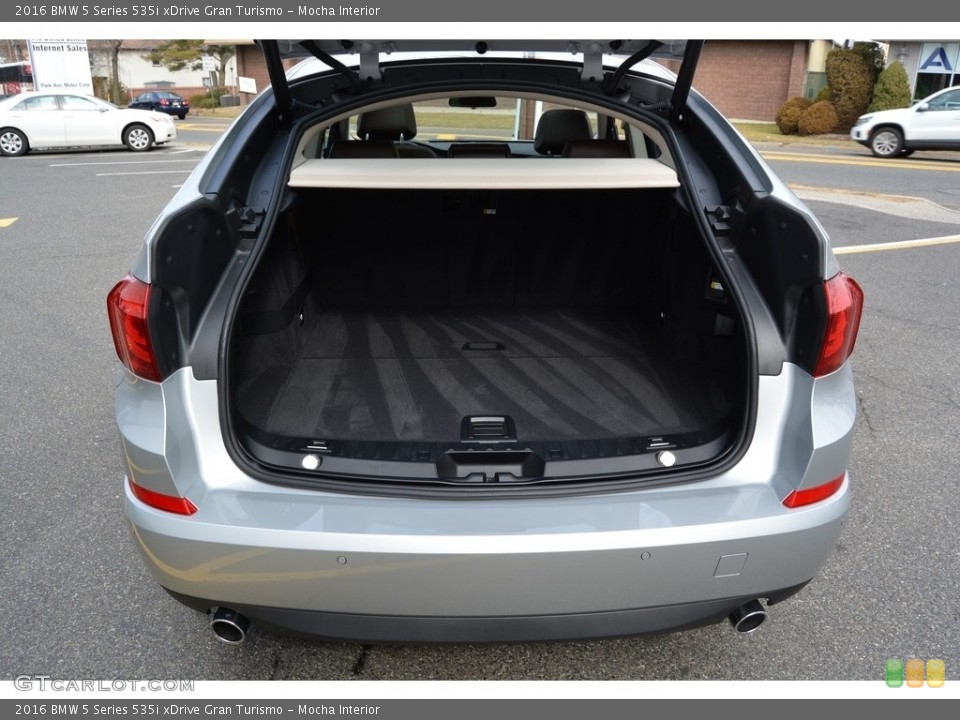 Mocha Interior Trunk for the 2016 BMW 5 Series 535i xDrive Gran Turismo #111367027