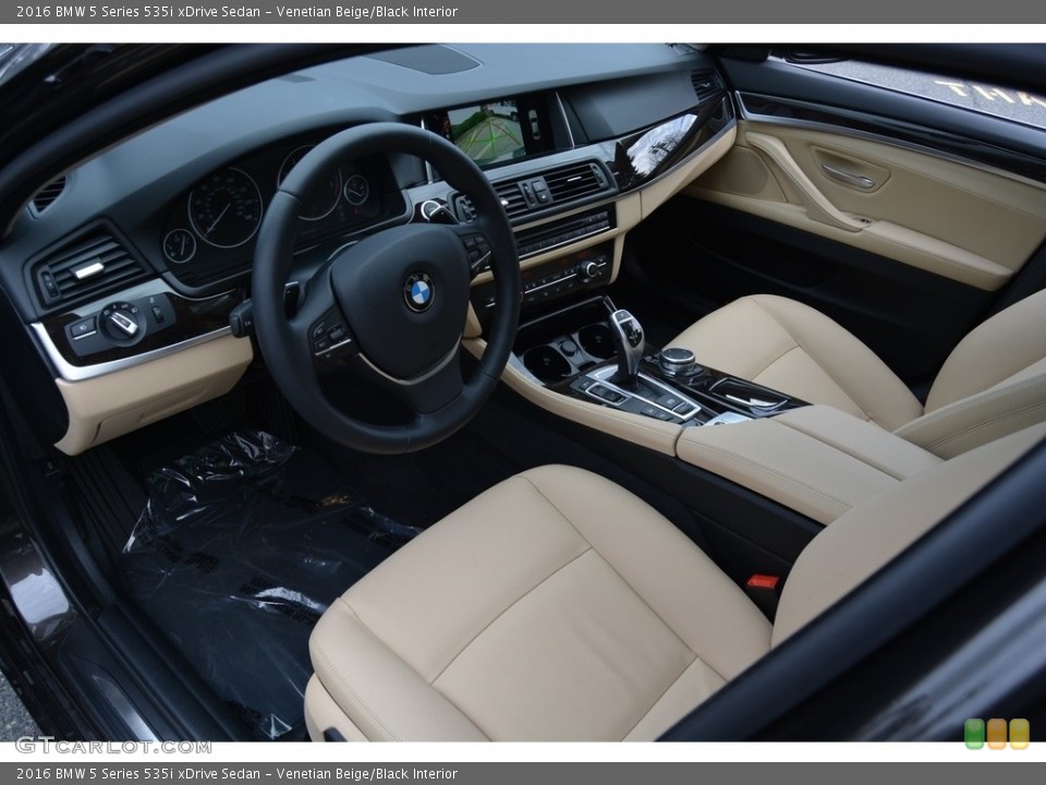 Venetian Beige/Black Interior Photo for the 2016 BMW 5 Series 535i xDrive Sedan #111377314