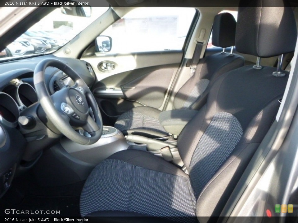 Black/Silver 2016 Nissan Juke Interiors