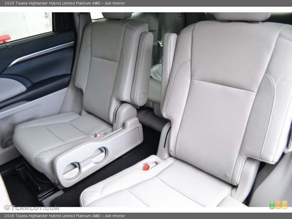 Ash Interior Rear Seat for the 2016 Toyota Highlander Hybrid Limited Platinum AWD #111453943