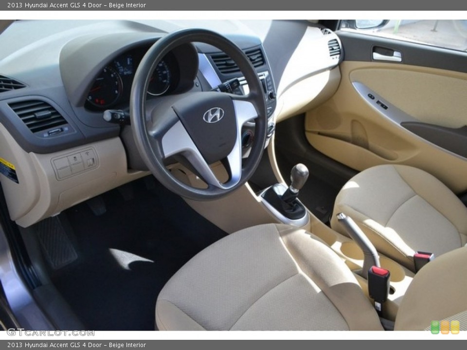 Beige Interior Photo for the 2013 Hyundai Accent GLS 4 Door #111553018