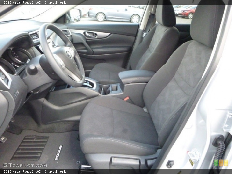 Charcoal Interior Photo for the 2016 Nissan Rogue S AWD #111680972