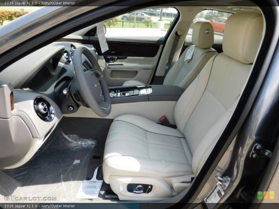 Ivory/Oyster 2016 Jaguar XJ Interiors