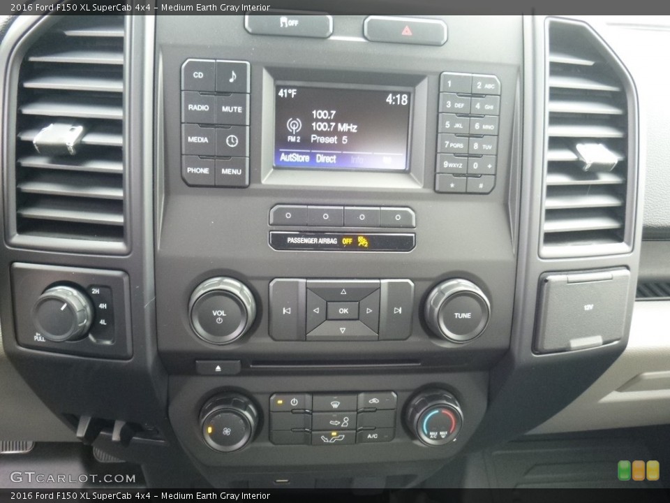 Medium Earth Gray Interior Controls for the 2016 Ford F150 XL SuperCab 4x4 #111716144