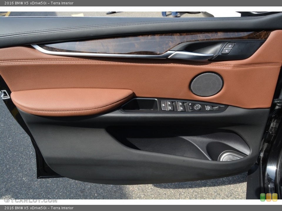 Terra Interior Door Panel for the 2016 BMW X5 xDrive50i #111778343