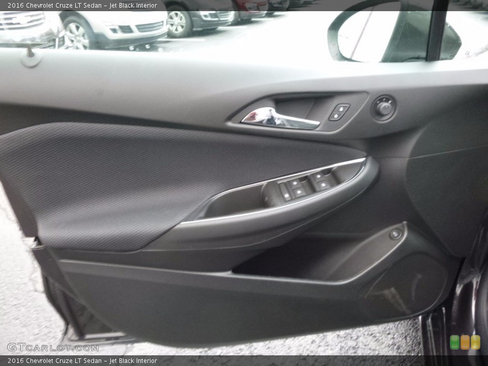 Jet Black Interior Door Panel for the 2016 Chevrolet Cruze LT Sedan #111839111
