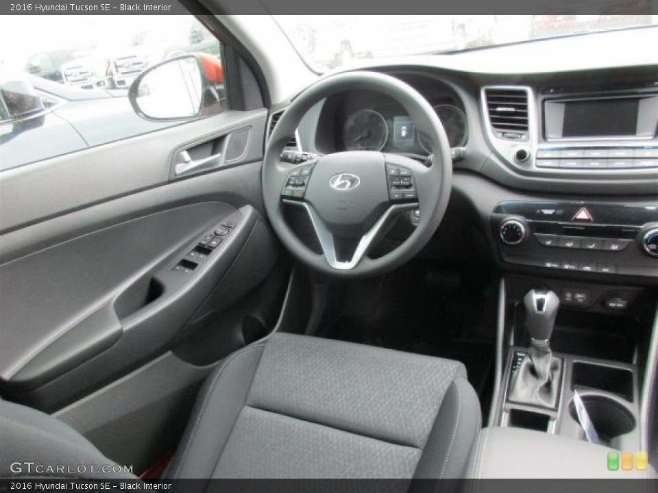 Black Interior Photo for the 2016 Hyundai Tucson SE #111938142