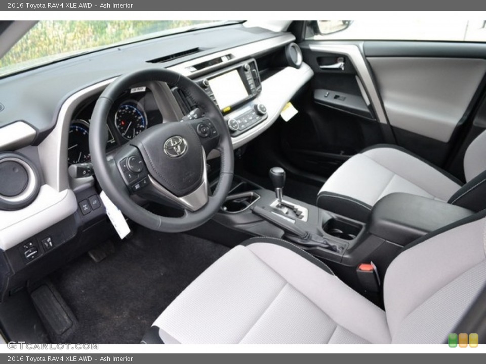 Ash Interior Photo for the 2016 Toyota RAV4 XLE AWD #111956440