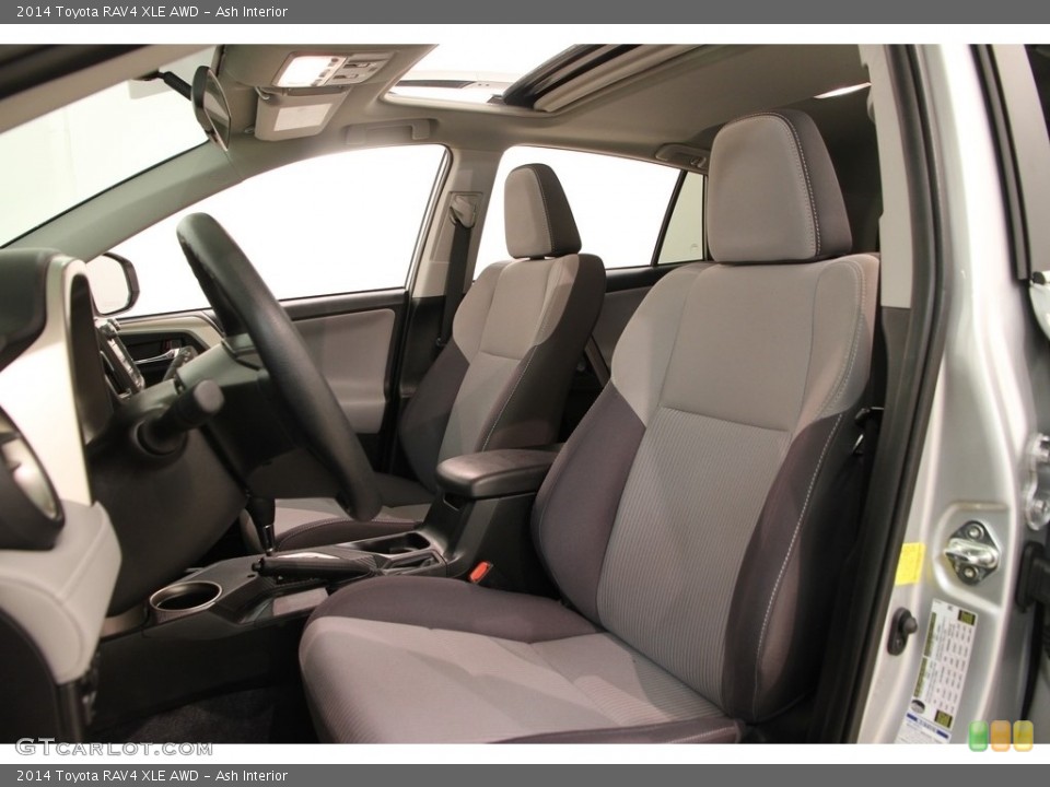 Ash Interior Photo for the 2014 Toyota RAV4 XLE AWD #112093623