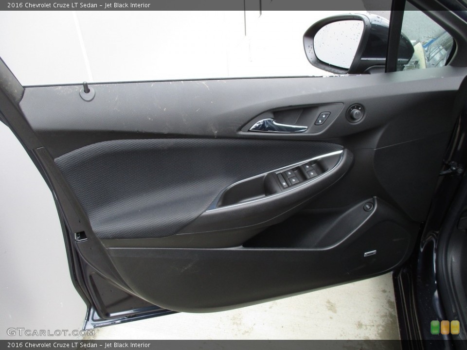 Jet Black Interior Door Panel for the 2016 Chevrolet Cruze LT Sedan #112170163