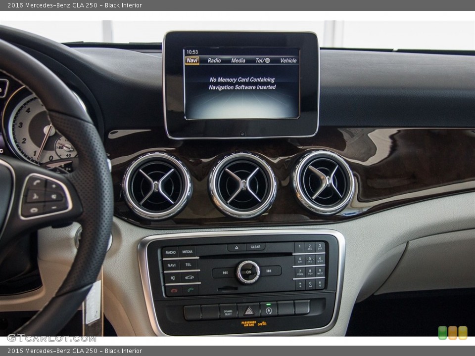 Black Interior Controls for the 2016 Mercedes-Benz GLA 250 #112350124
