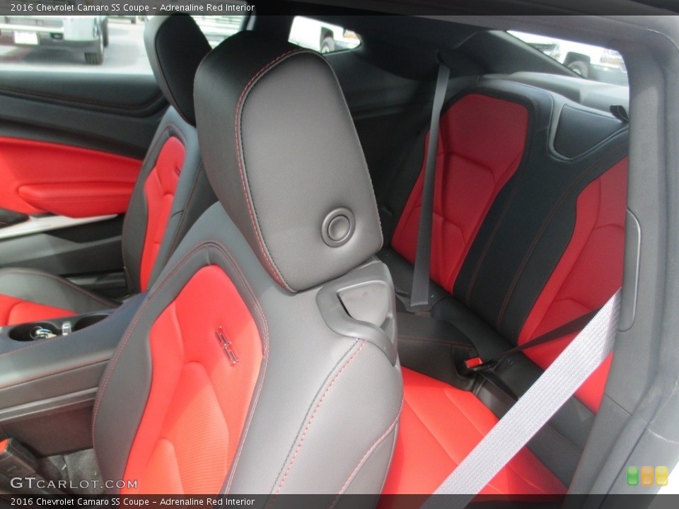Adrenaline Red Interior Photo for the 2016 Chevrolet Camaro SS Coupe #112420344