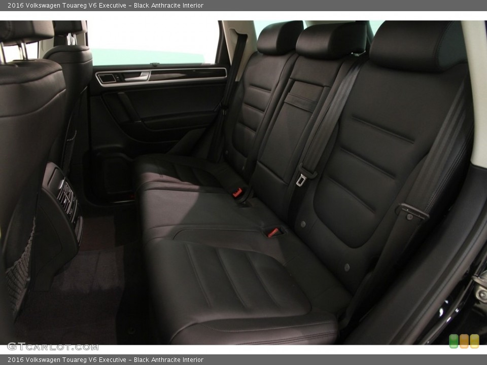 Black Anthracite Interior Rear Seat for the 2016 Volkswagen Touareg V6 Executive #112433576