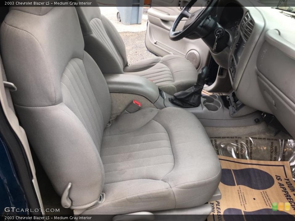 Medium Gray Interior Front Seat for the 2003 Chevrolet Blazer LS #112506472
