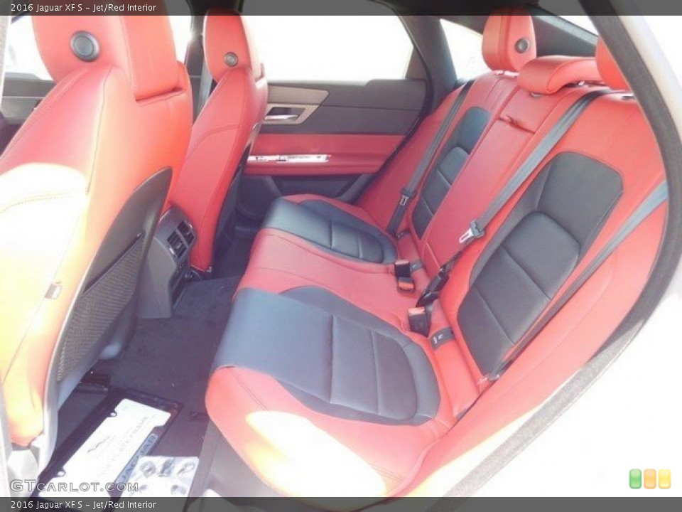 Jet/Red Interior Rear Seat for the 2016 Jaguar XF S #112522569