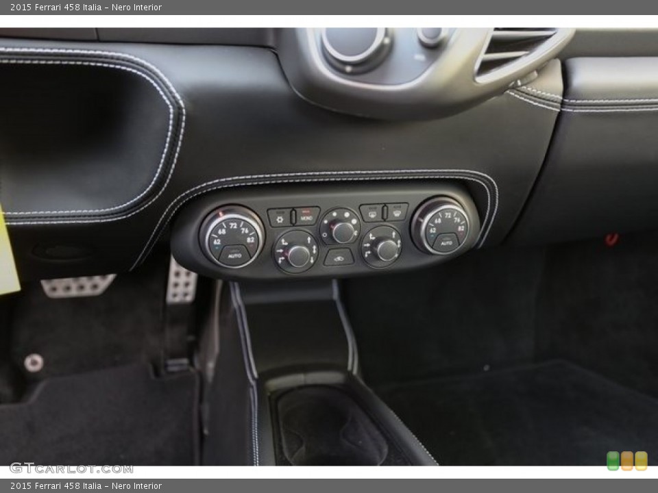 Nero Interior Controls for the 2015 Ferrari 458 Italia #112580941