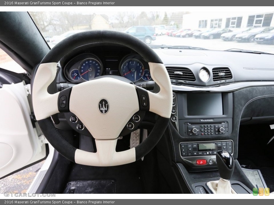 Bianco Pregiato Interior Steering Wheel for the 2016 Maserati GranTurismo Sport Coupe #112607838