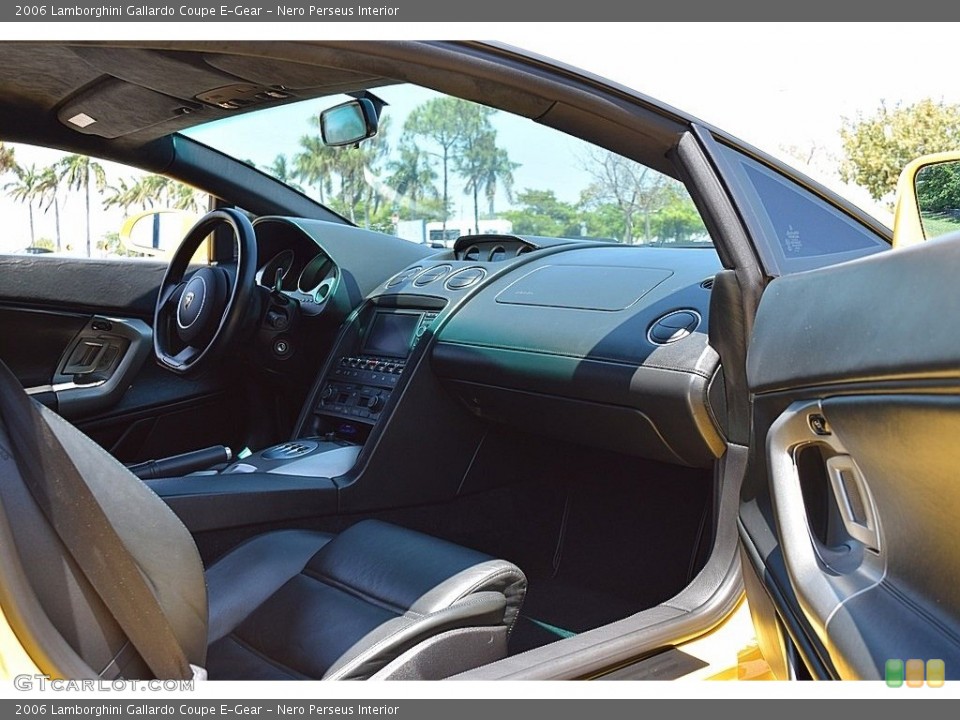Nero Perseus Interior Dashboard for the 2006 Lamborghini Gallardo Coupe E-Gear #112636698