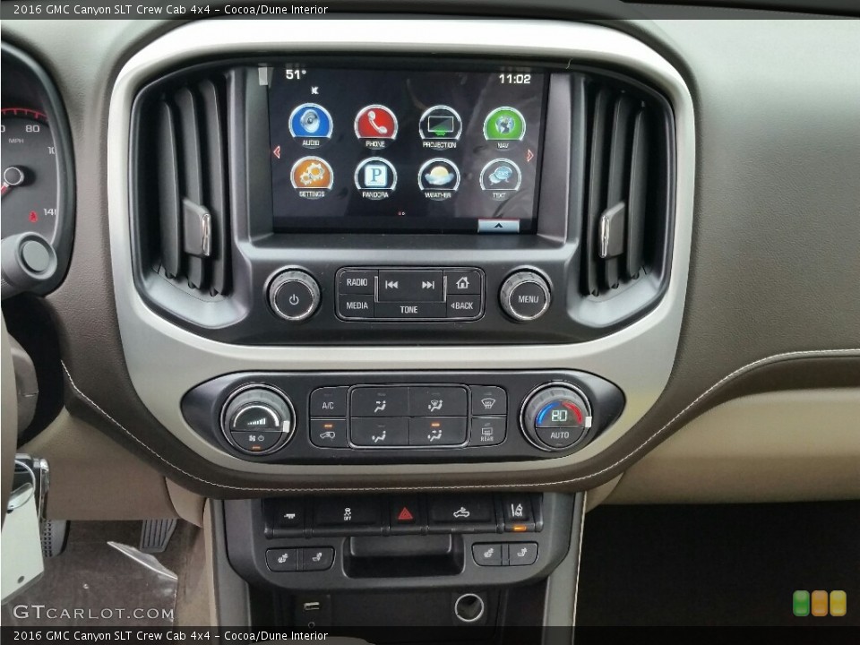 Cocoa/Dune Interior Controls for the 2016 GMC Canyon SLT Crew Cab 4x4 #112703813