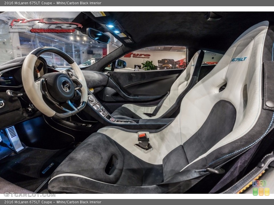 White/Carbon Black 2016 McLaren 675LT Interiors