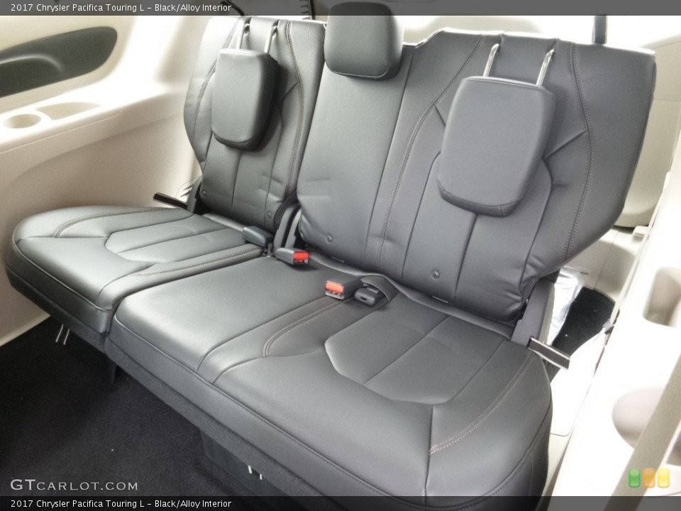 Black/Alloy Interior Rear Seat for the 2017 Chrysler Pacifica Touring L #112844291
