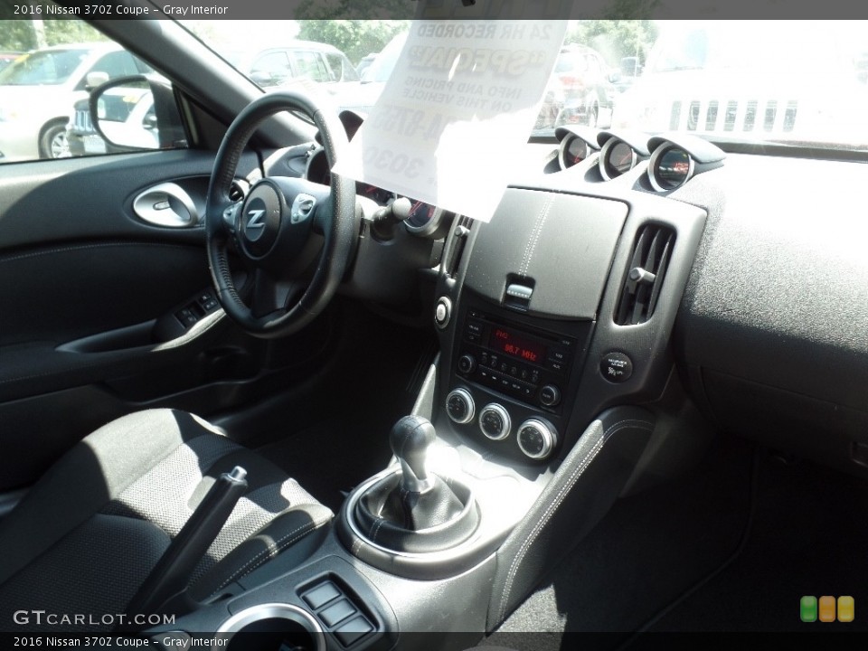 Gray Interior Transmission for the 2016 Nissan 370Z Coupe #112851356