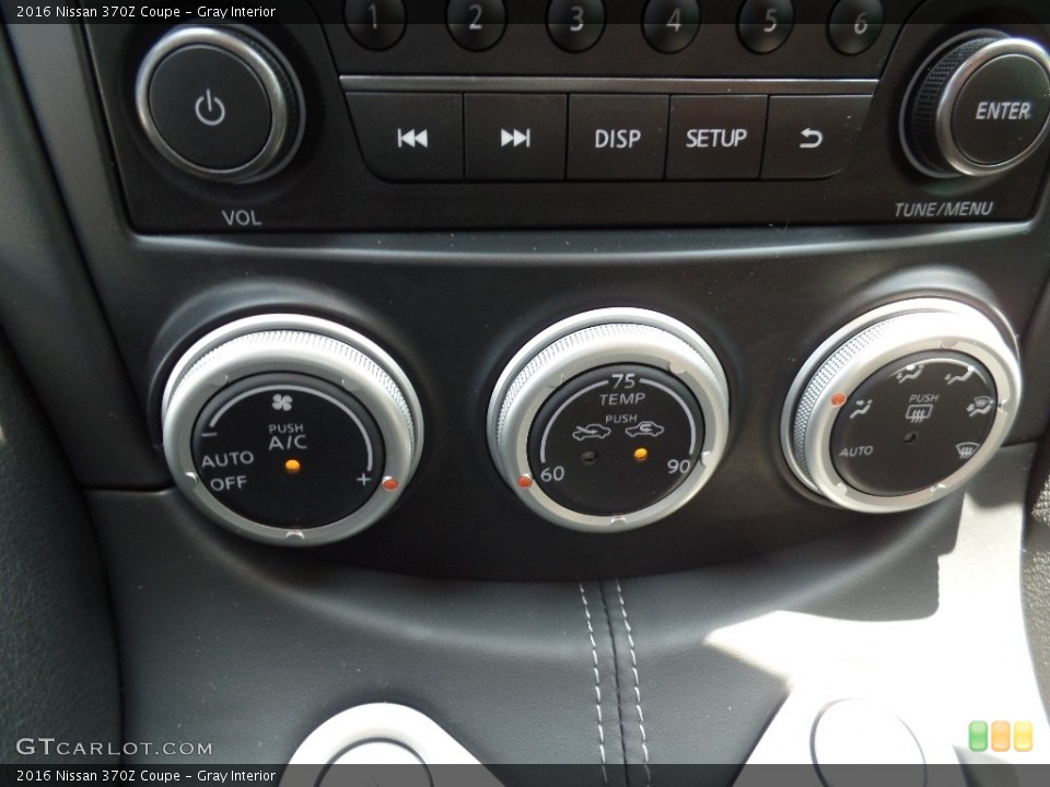 Gray Interior Controls for the 2016 Nissan 370Z Coupe #112851647