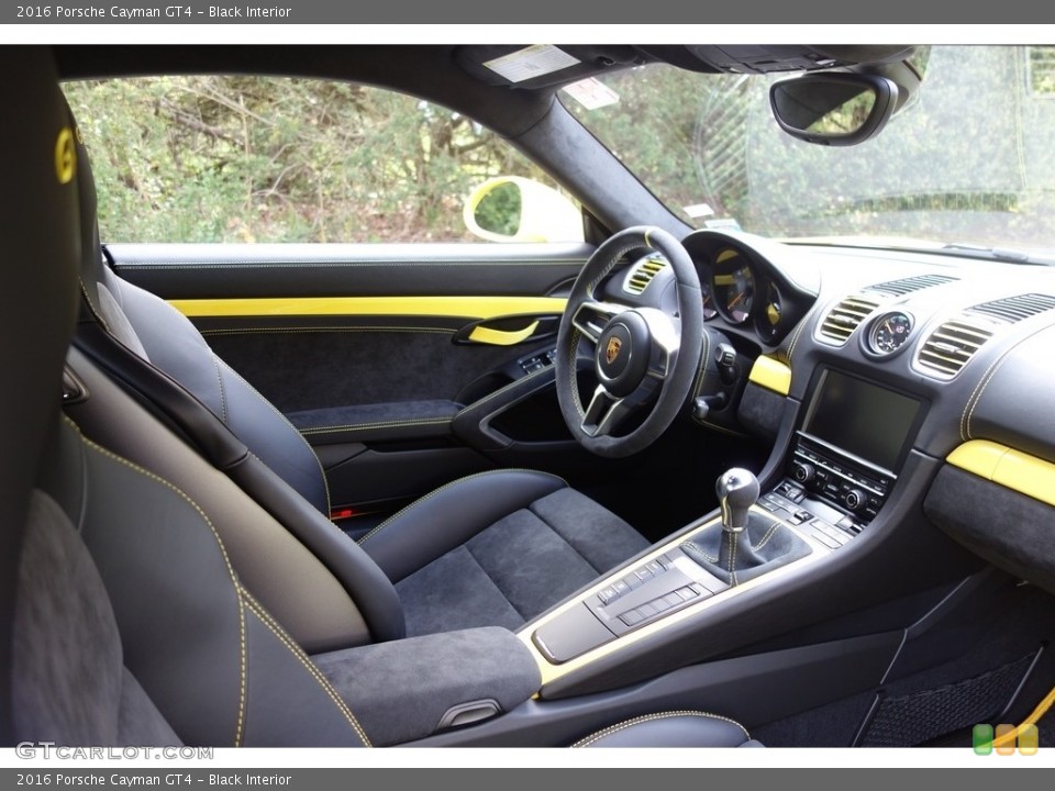 Black Interior Dashboard for the 2016 Porsche Cayman GT4 #112886700