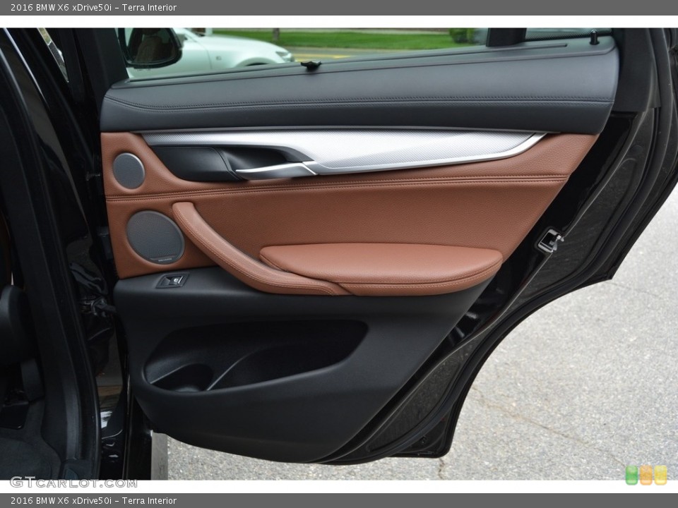 Terra Interior Door Panel for the 2016 BMW X6 xDrive50i #112901890