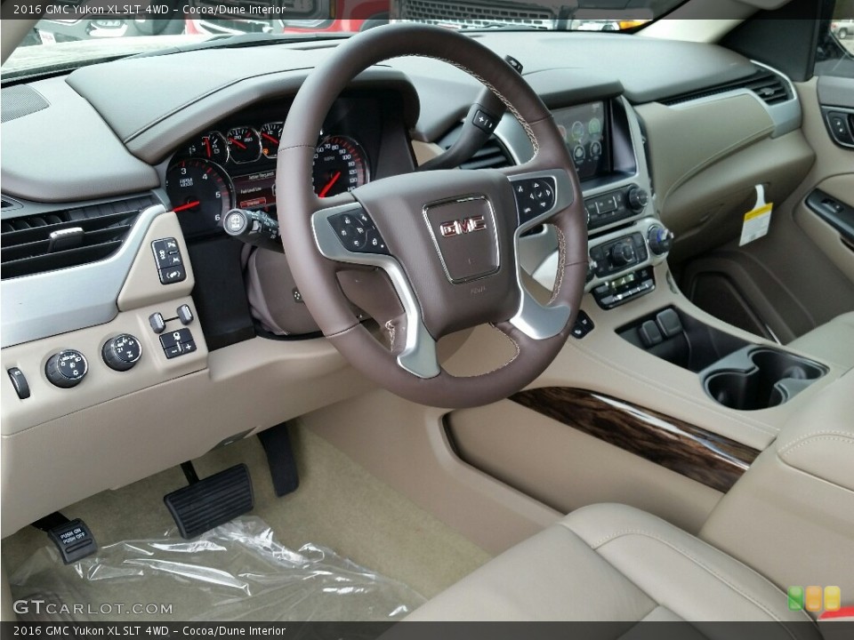 Cocoa/Dune Interior Photo for the 2016 GMC Yukon XL SLT 4WD #112943178
