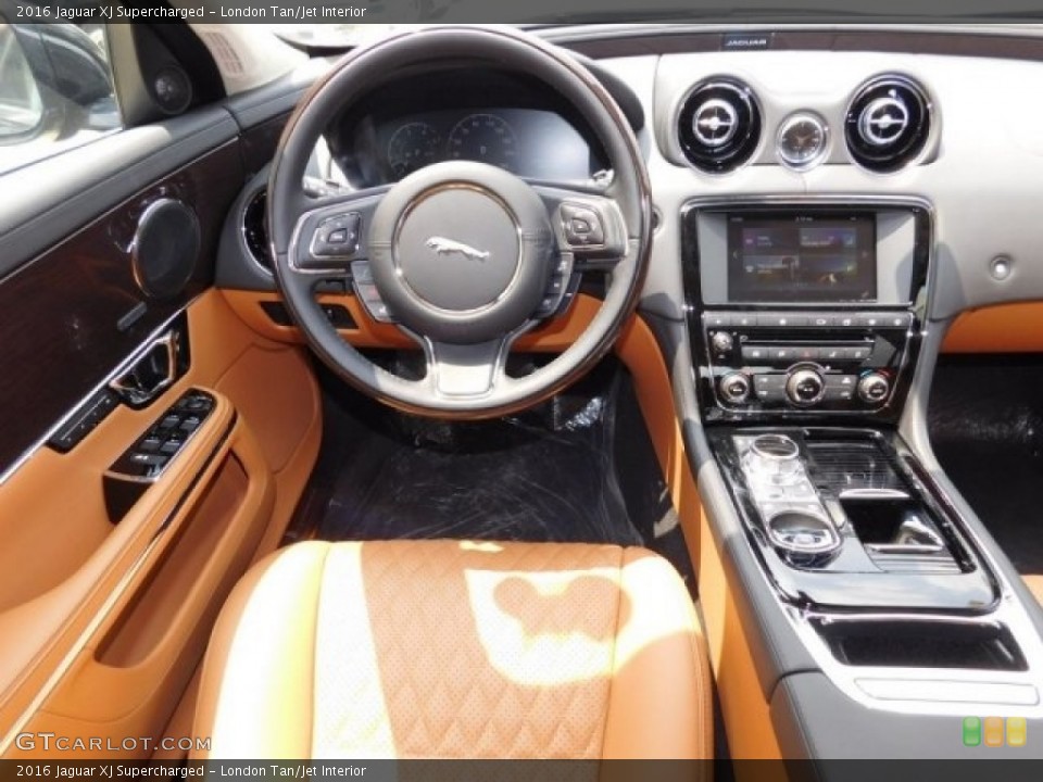 London Tan/Jet Interior Dashboard for the 2016 Jaguar XJ Supercharged #113002222