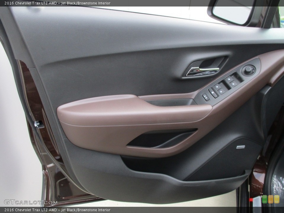 Jet Black/Brownstone Interior Door Panel for the 2016 Chevrolet Trax LTZ AWD #113137583