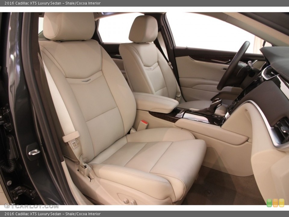 Shale/Cocoa Interior Front Seat for the 2016 Cadillac XTS Luxury Sedan #113256006